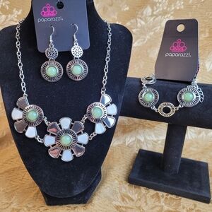 Paparazzi Silver and Green Floral Jewelry Set